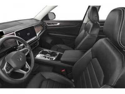 2025 Volkswagen Atlas, $45351. Photo 12