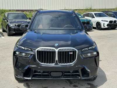 2026 BMW X7, $119985. Photo 2