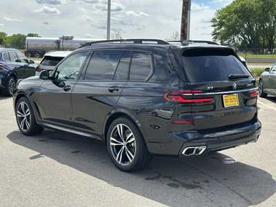 2026 BMW X7, $119985. Photo 5