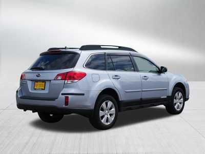 2012 Subaru Outback, $10000. Photo 7