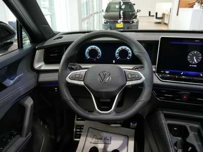 2025 Volkswagen Tiguan, $36876. Photo 9