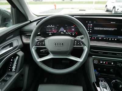 2025 Audi Q5, $59176. Photo 11