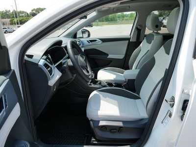 2025 Volkswagen Taos, $31178. Photo 5