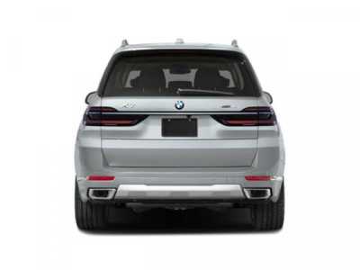 2026 BMW X7, $99885. Photo 8