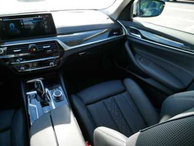 2022 BMW 5 Series, $36898. Photo 11