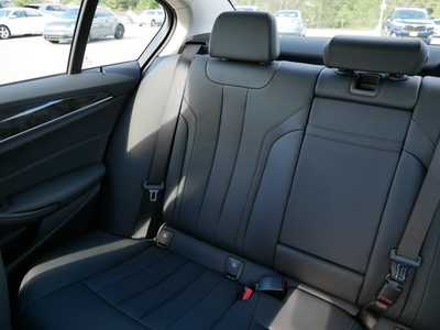 2022 BMW 5 Series, $36898. Photo 12