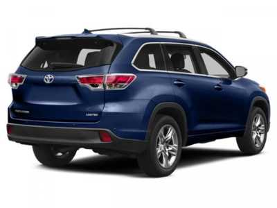 2014 Toyota Highlander, $20998. Photo 2