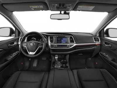 2014 Toyota Highlander, $20998. Photo 7