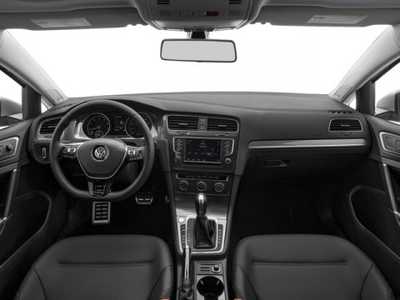 2017 Volkswagen Golf, $15000. Photo 11