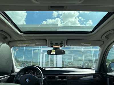 2011 BMW 3 Series, $10998. Photo 11