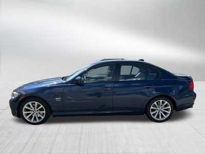 2011 BMW 3 Series, $10998. Photo 3