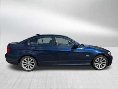 2011 BMW 3 Series, $10998. Photo 7