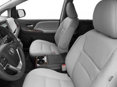 2017 Toyota Sienna, $22698. Photo 12