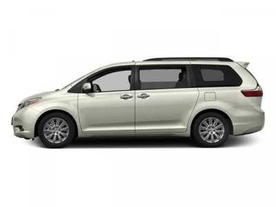 2017 Toyota Sienna, $22698. Photo 3