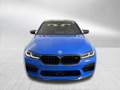 2023 BMW M5, $125000. Photo 2