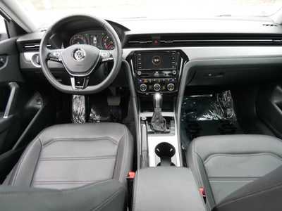 2021 Volkswagen Passat, $17998. Photo 10
