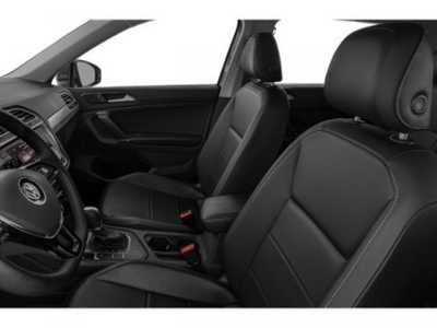 2019 Volkswagen Tiguan, $0. Photo 9