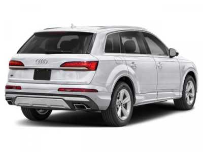 2025 Audi Q7, $71450. Photo 2