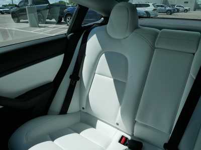 2019 Tesla Model 3, $20998. Photo 12