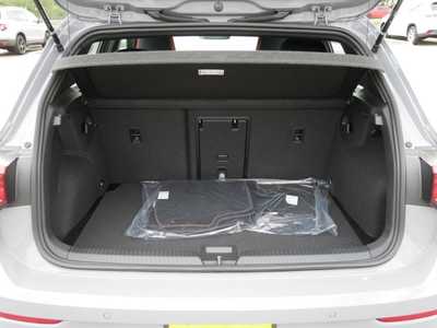 2025 Volkswagen Golf, $38005. Photo 5