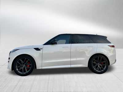 2024 Land Rover Range Rover, $93000. Photo 2