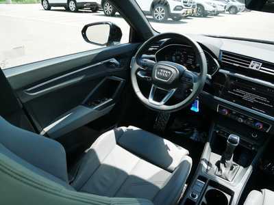 2025 Audi Q3, $39498. Photo 9