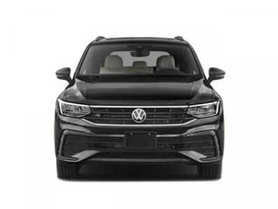 2024 Volkswagen Tiguan, $33871. Photo 7