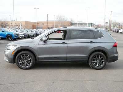 2022 Volkswagen Tiguan, $0. Photo 4