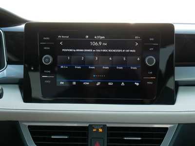 2025 Volkswagen Taos, $36146. Photo 10