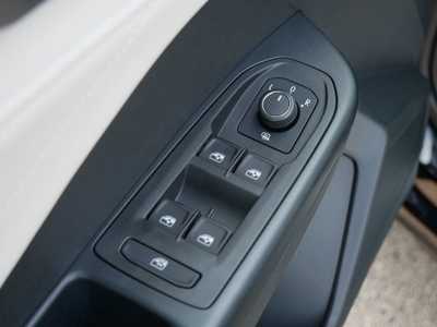 2025 Volkswagen Taos, $36146. Photo 7