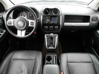 2017 Jeep Compass, $11998. Photo 10