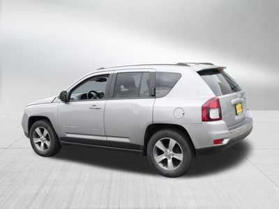 2017 Jeep Compass, $11998. Photo 5