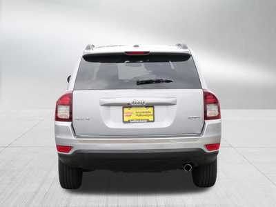 2017 Jeep Compass, $11998. Photo 6