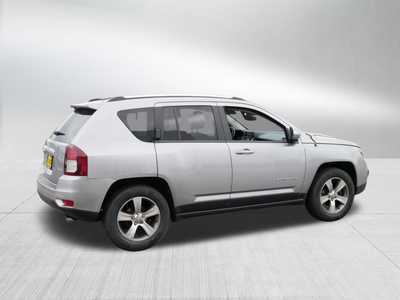 2017 Jeep Compass, $11998. Photo 7