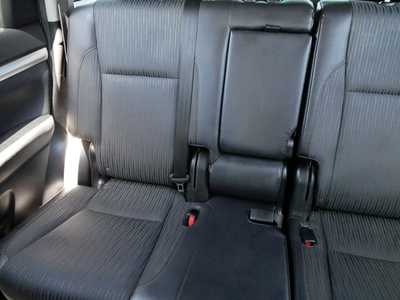 2014 Toyota Highlander, $16498. Photo 12