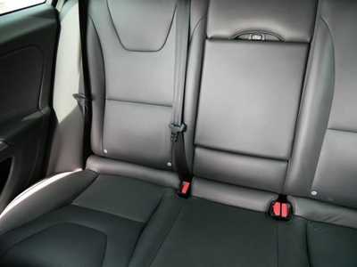 2018 Volvo V60 Cross Country, $20998. Photo 12