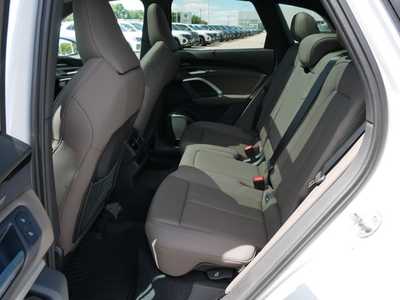 2025 Audi Q5, $59800. Photo 9