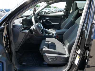2025 Audi Q5, $59800. Photo 7