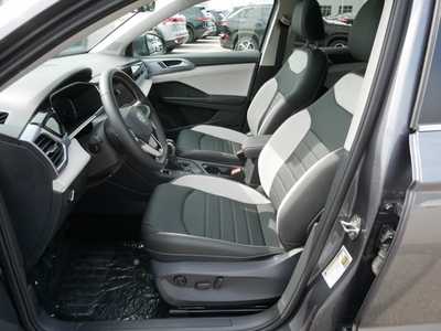 2025 Volkswagen Taos, $35685. Photo 6