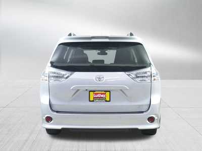 2020 Toyota Sienna, $0. Photo 6