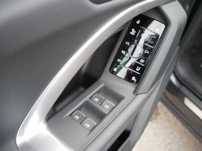 2025 Audi Q5, $60450. Photo 8