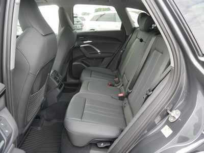 2025 Audi Q5, $60450. Photo 9