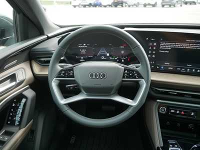 2025 Audi Q5, $60450. Photo 12