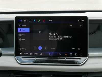 2025 Volkswagen Tiguan, $33198. Photo 11