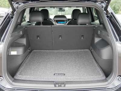 2025 Volkswagen Tiguan, $36358. Photo 5