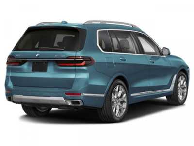 2026 BMW X7, $96975. Photo 2