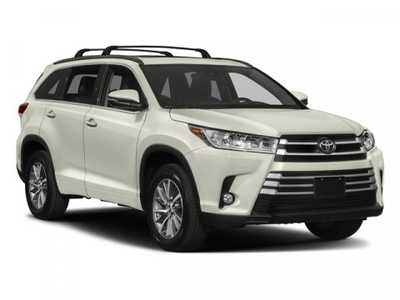2017 Toyota Highlander, $0. Photo 9