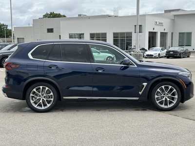 2026 BMW X5, $84475. Photo 8