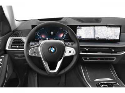 2023 BMW X7, $85000. Photo 10