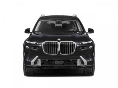 2023 BMW X7, $85000. Photo 7